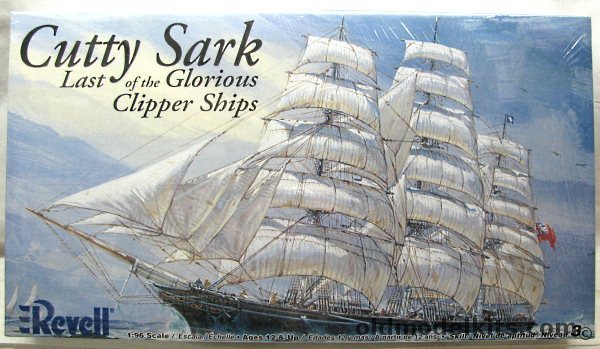 Revell 1/96 Cutty Sark Clipper Ship with Sails -36 inch Long Ship Model, 85-0325 plastic model kit